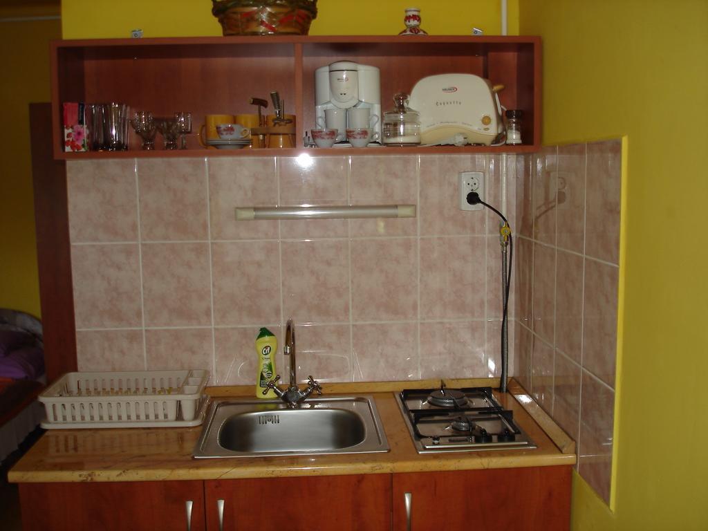 Liza Apartman Gyula Pokoj fotografie